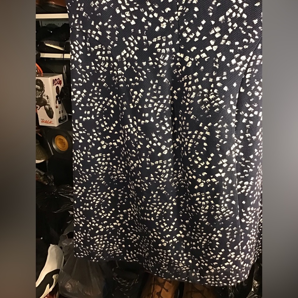 Beautiful PESERICO DRESSES - Picture 7 of 16